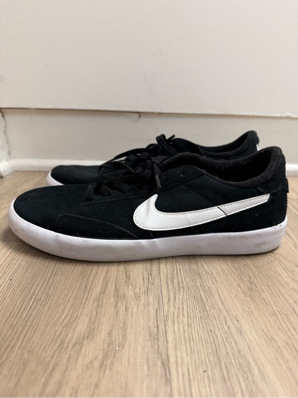 Nike Men’s SB Heritage Vulc Sneakers (Size 8) - Picture 2 of 10